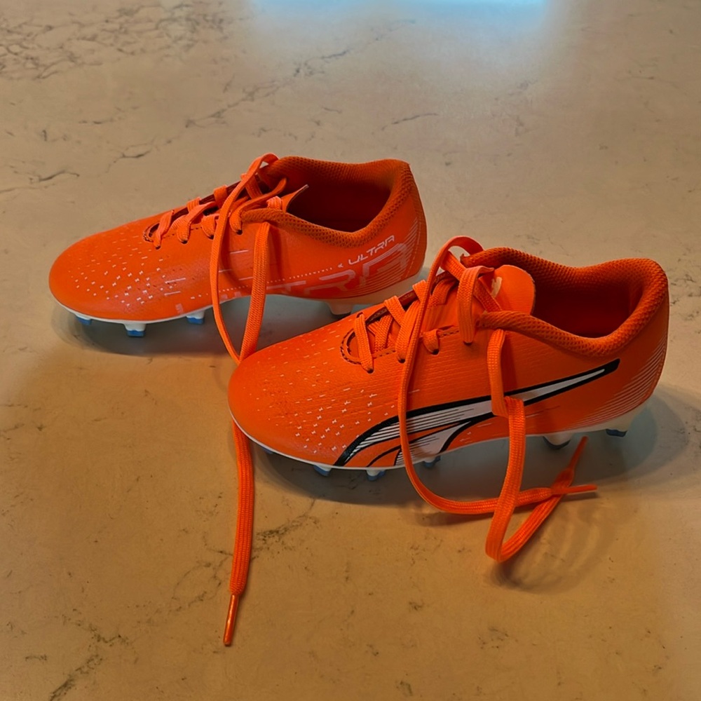 Puma little kids sports cleats